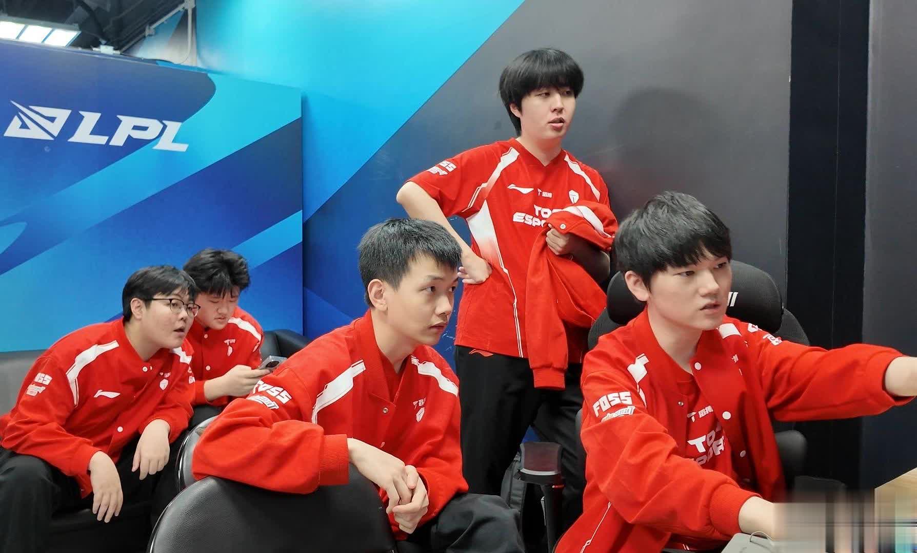 https, 和GENG, 他认为好像 https, 和GENG, 他认为好像