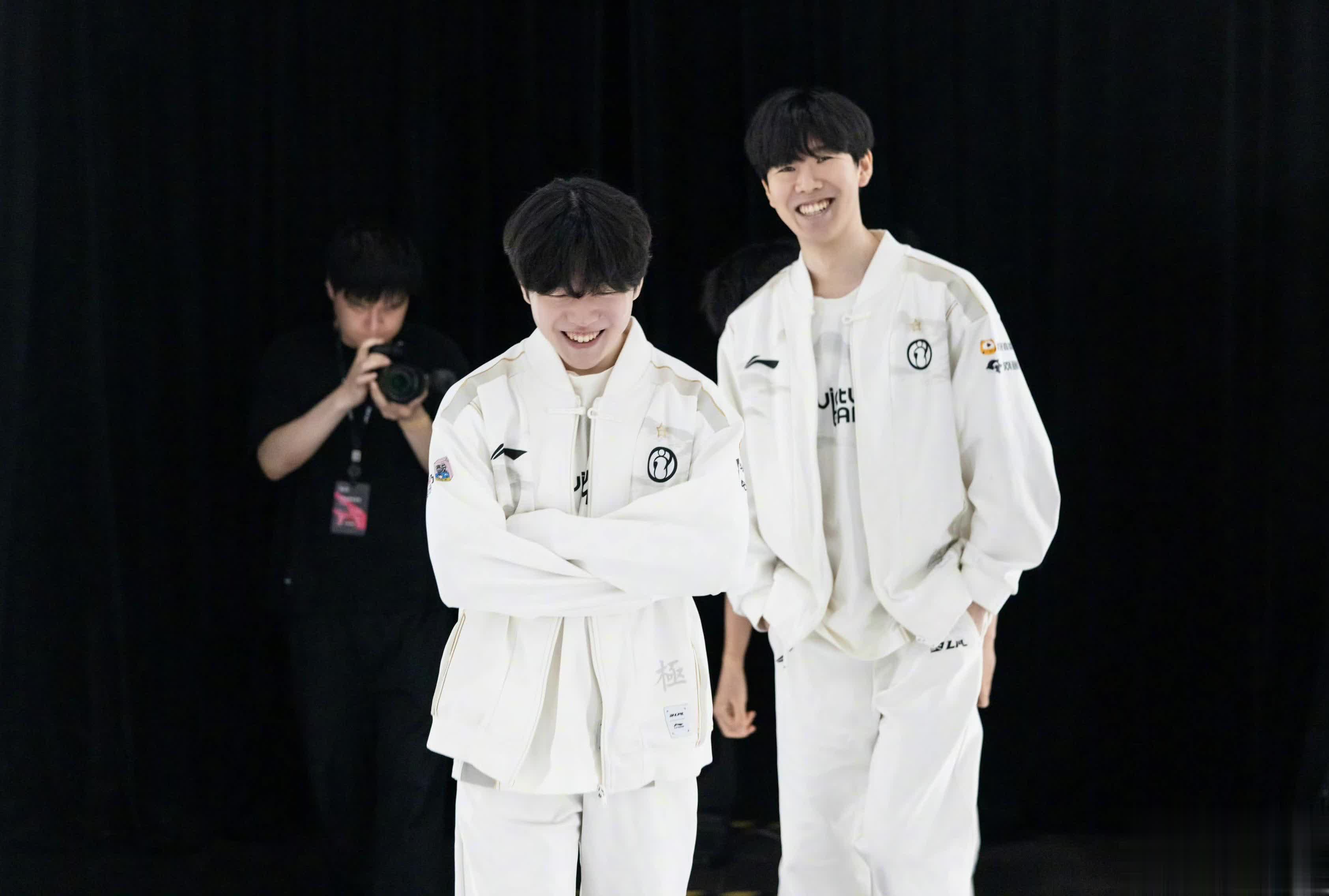 这就是LP, src, 都想跟IG 这就是LP, src, 都想跟IG